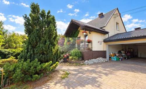 Dom z dużą działką pod lasem Mrozów, gm. Miękinia 150 m2 Dział