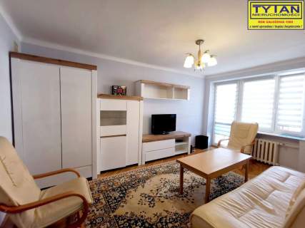 Centrum, balkon, I piętro, ul. Dworna 35, garaż w CENIE