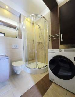 3 POKOJE - 56,10 M2 - MIEJSCE POSTOJOWE - BALKON