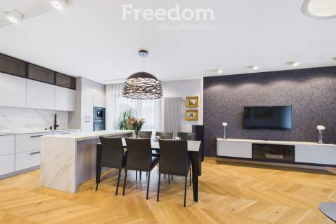 Luksusowy apartament 148 m z tarasem w prestiżowej dzielnicy