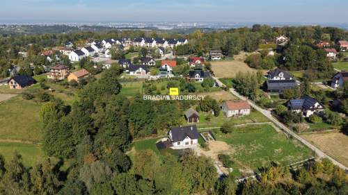 DZIAŁKA BUDOWLANA UZBROJONA PRZY WIELICZCE 32 ARY