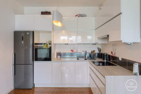 WILANÓW 64m2 3 POKOJE TARAS 12m2 2012r. TRAMWAJ