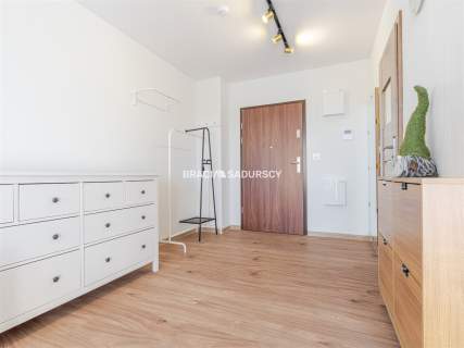 2 POKOJE 32,5 m BALKON OSTATNIE PIĘTRO 
