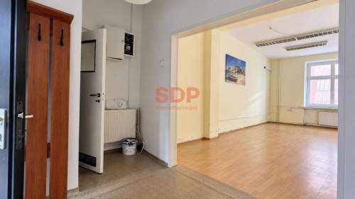 Lokal użytkowy 108,49 m2 5 pomieszczeń Centrum miasta