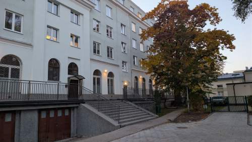 2 pokoje z balkonem i windą 47m2/ 2room apartment for rent