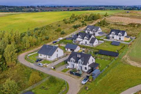 Wysoki standard Bliźniak z działką 550m2 
