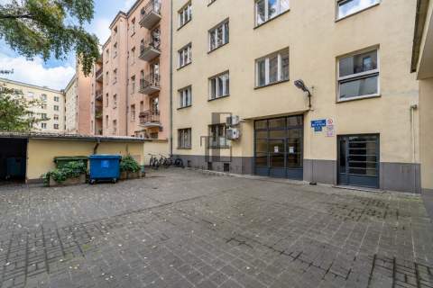 3 pokoje Przedwojenna Kamienica Po remoncie