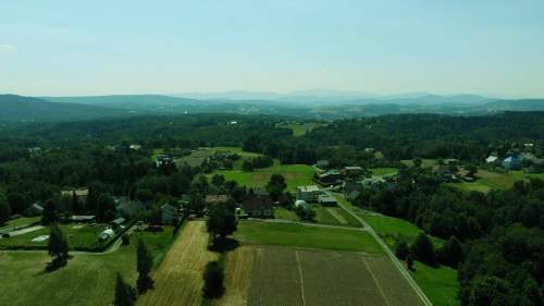 Działka rolna z dopuszczeniem zabudowy zagrodowej 2393 m2