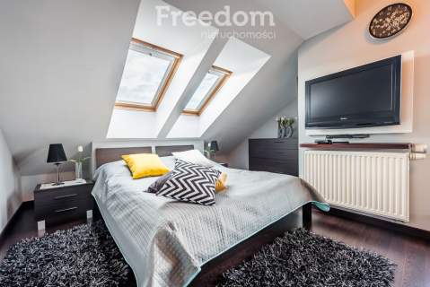 Dwupoziomowy apartament z tarasem - Osiedle Ptasie
