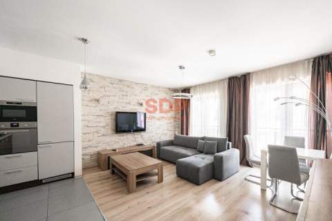 Dwu-pokojowy apartament na wynajem w Justin Center