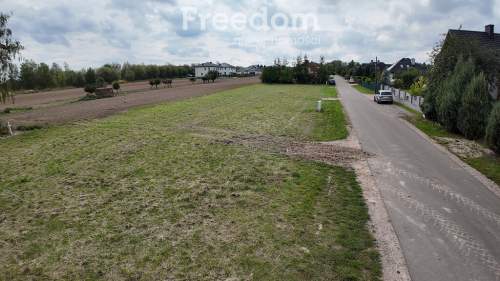 Działka budowlana 796 m Franciszków MPZP, Media