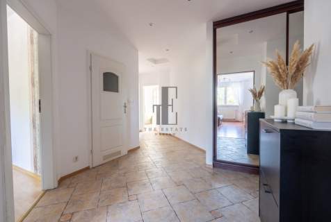 3 POKOJE 84,4 M 2 BALKONY GARAŻ