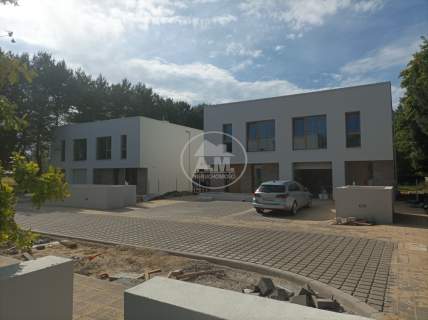 Niższa cena Przestronne Spokojna okolica Gotowe