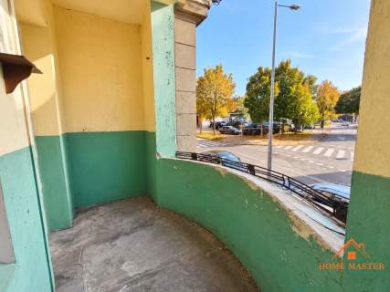 wysoki parter, balkon ,ogrzewanie miejskie, centrum