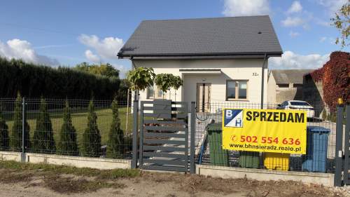 Nowy dom o pow. 108 m na dużej działce 39,5 ara