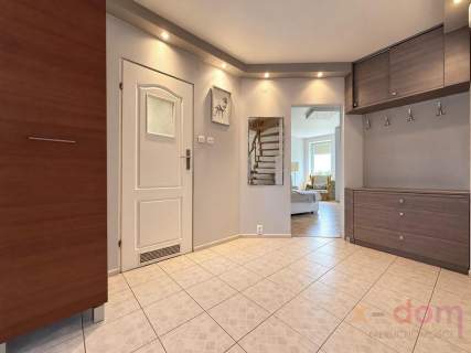 Dwupoziomowe 93 m 2 balkony Parking Centrum