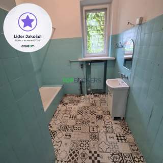Przestronny, znakomicie doświetlony lokal