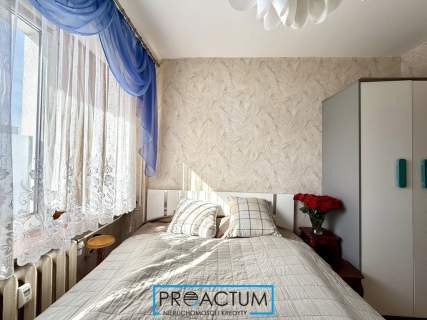 73m2 4 pokoje balkon piwnica zieleń