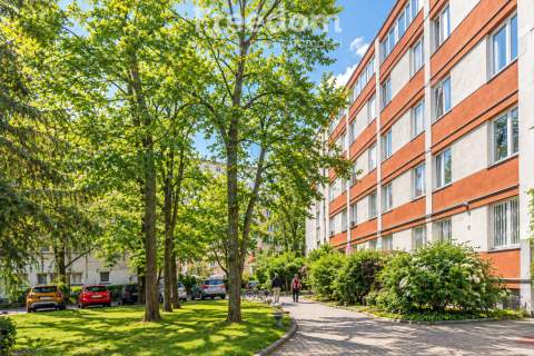 Kameralna kawalerka w Śródmieściu/Bielańska
