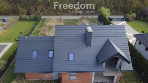 Dom przy lesie Działka 2210 m Ruchenna
