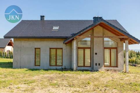 Lipowa-dom z pompą ciepła z widokiem na góry