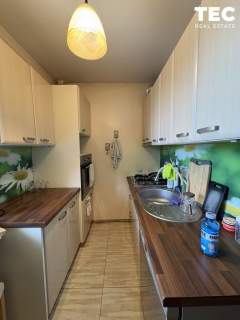 4 pokoje Balkon Oddzielna kuchnia