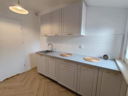 Urocza kawalerka 28,55 m2 po remoncie ul. Poselska, Legnica 