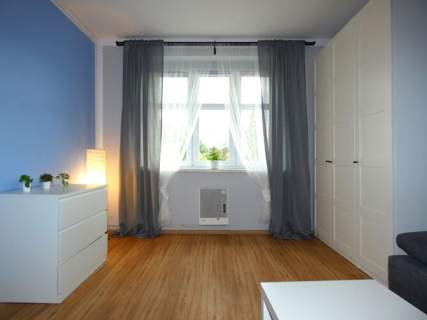 Kawalerka 30 m2, komórka - Rostka 7, Szobiszowice