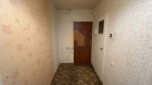 Mieszkanie z balkonem do remontu na os. Jasnym