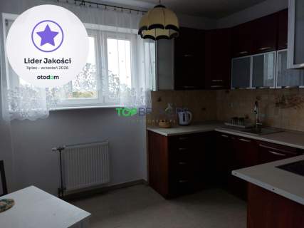Cztery pokoje z oddzielną kuchnią, po remoncie