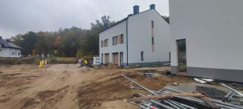 Szamocin, Las , Segment , 5 pok. , 140 m2, garaż .