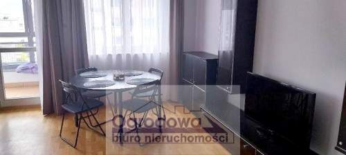 Trzy niezależne pokoje na Wilanowie z garażem.