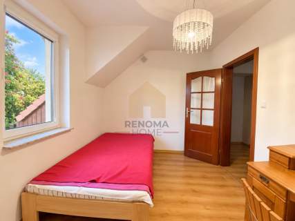 Dom wolnostojący 244 m2 6 pokoi Garaż w bryle
