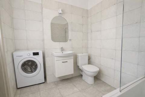 Wynajmę mieszkanie 2-pok. 48 m2, Balzaka 2f/Oporów