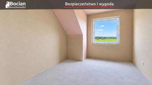 Funkcjonalny, słoneczny bliźniak z dużym ogrodem 
