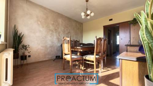 55 m2, 3 pokoje, 1 piętro, balkon 12 m2, cegła