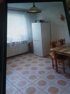 SPRZEDAM dom WOLNOSTOJĄCY w Ostrowcu z garażem i tarasem