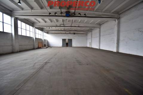 Hala magazynowa, pow. 550 m2, Łódzka, blisko S7