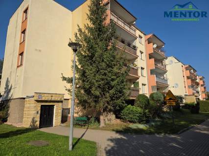 Podzamcze GARAŻ Dwa balkony blok z 1997 roku