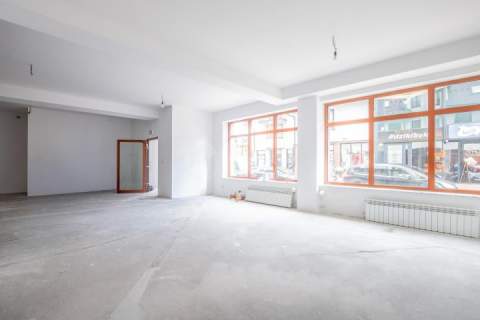 BEZ PROWIZJI Nowy witrynowy lokal 214m2. Krzywa.