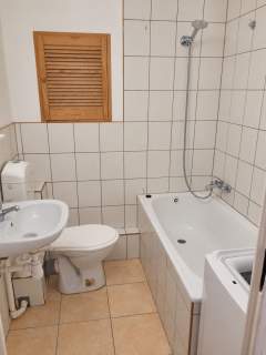 2-pokoje 43,7 m loggia Os. Piastowskie
