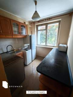 Wygodny układ, balkon i widok na zieleń