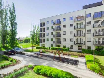 Nowoczesna Kawalerka z balkonem / Kępa Mieszczańska