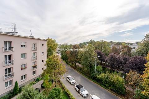 Dwupokojowe mieszkanie przy Hali Targowej