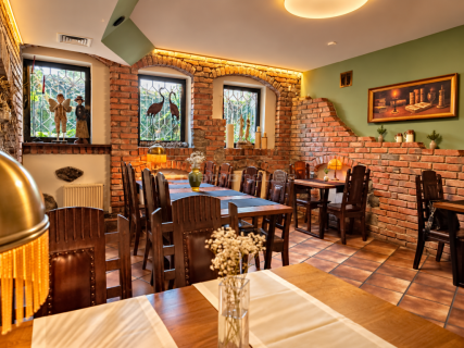RESTAURACJA 777GOTOWY BIZNESCENTRUM CZŁUCHOWA