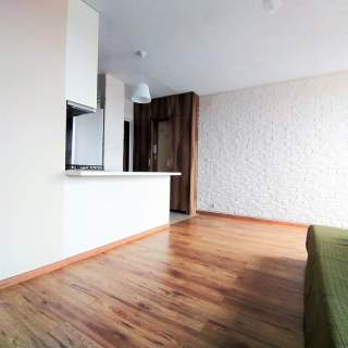 Kawalerka na sprzedaż 26 m2 balkon piwnicaSky Tower