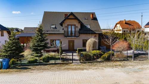 Komfortowy dom I BAJKOWY OGRÓD I Kameralność