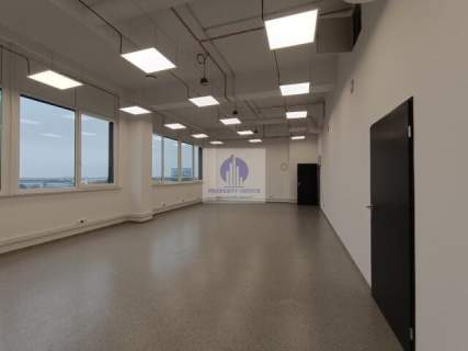 Włochy lokal biurowy 91,30 m2 do wynajęcia