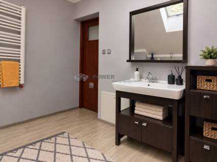 Dom 165 m Gabinet stomatologiczny 71 m Działka 15 a