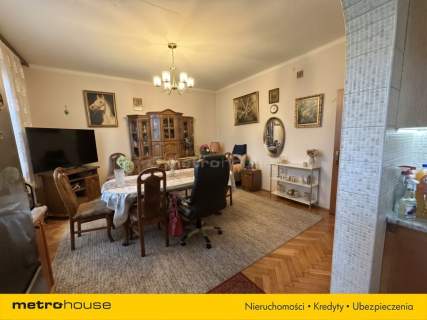 Dom 353m w centrum Łomianek lokal 90m